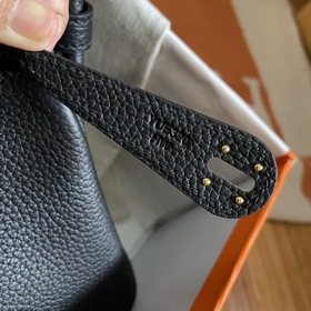 Сумка Hermes Lindy, импортная кожа TC, черная с золотыми серебрян