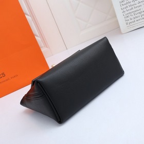 Hermès mini2424 сумка через плечо Сумка mini2424 имеет шесть спос