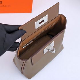 Hermès mini2424 сумка через плечо Сумка mini2424 имеет шесть спос
