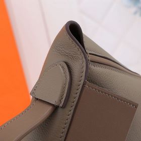 Hermès mini2424 сумка через плечо Сумка mini2424 имеет шесть спос