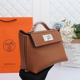 Hermès mini2424 сумка через плечо Сумка mini2424 имеет шесть спос