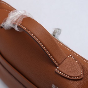 Hermès mini2424 сумка через плечо Сумка mini2424 имеет шесть спос