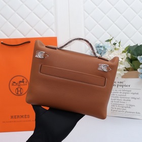 Hermès mini2424 сумка через плечо Сумка mini2424 имеет шесть спос