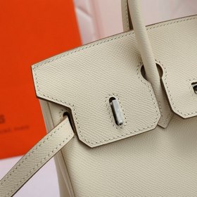 Сумка Hermes Birkin, сшитая вручную вощеной нитью, молочно-белого