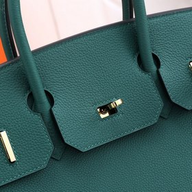 Сумка Hermes Birkin, зеленая, с золотыми серебряными застежками. 