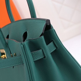 Сумка Hermes Birkin, зеленая, с золотыми серебряными застежками. 