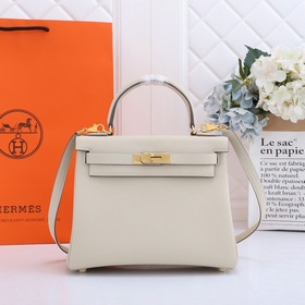 Сумка Hermes Kelly через плечо, молочно-белая серебряной застежко