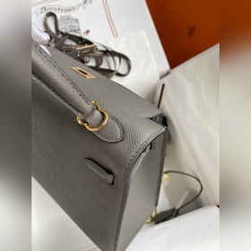 Сумка Hermes Kelly из кожи Epsom с прошитыми восковыми нитками се