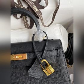 Сумка Hermès Kelly из кожи Epsom с прошитыми восковыми швами, чер