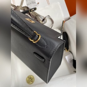 Сумка Hermès Kelly из кожи Epsom с прошитыми восковыми швами, чер