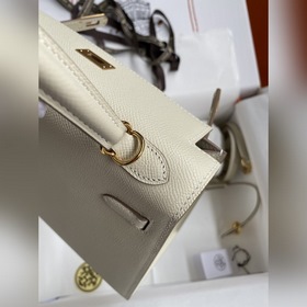 Сумка Hermes Kelly из кожи Epsom с прошитыми восковыми нитками зо