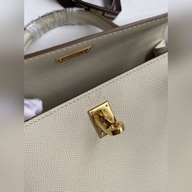 Сумка Hermes Kelly из кожи Epsom с прошитыми восковыми нитками зо