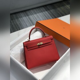 Сумка Hermès Kelly из кожи Epsom с прошитыми восковыми швами золо