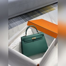 Сумка Hermès Kelly из кожи Epsom с прошитыми восковыми швами золо