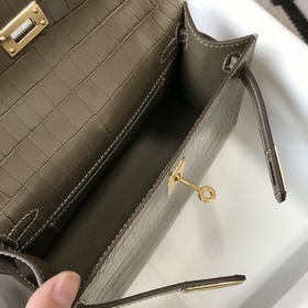 Hermès Small Kelly Evening Bag Clutch Bag Золотая застежка Текст