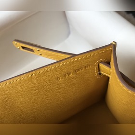 Hermès Small Kelly Evening Bag Clutch Bag Золотая застежка Текст