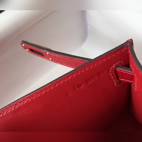 Hermès Small Kelly Evening Bag Clutch Bag Золотая застежка Текст