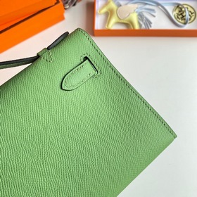 Hermès Mini Kelly Pochette Сумка из кожи Epsom, зеленая, с золото