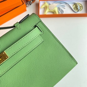 Hermès Mini Kelly Pochette Сумка из кожи Epsom, зеленая, с золото