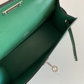 Hermès Mini Kelly Pochette сумка кожа Epsom, павлиний зеленый, с