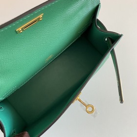 Hermès Mini Kelly Pochette сумка кожа Epsom, зеленая с золотой з