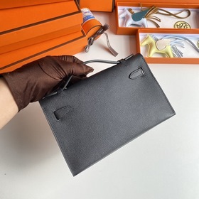 Hermès Mini Kelly Pochette сумка-клатч из кожи Epsom, черная, с з