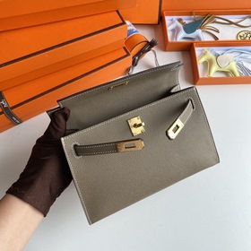 Hermès Mini Kelly Pochette сумка-клатч из кожи Epsom, цвет слонов