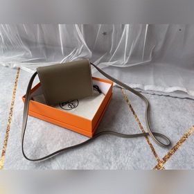 Hermès Clic квадратная сумка через плечо Размер идеально подходи