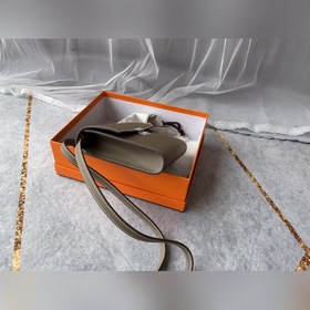 Hermès Clic квадратная сумка через плечо Размер идеально подходи