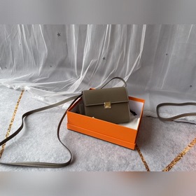 Hermès Clic квадратная сумка через плечо Размер идеально подходи