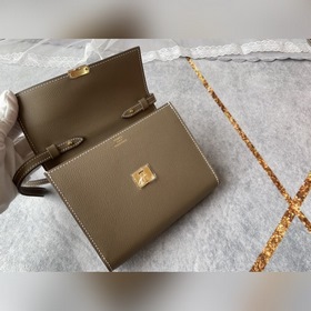 Hermès Clic квадратная сумка через плечо Размер идеально подходи