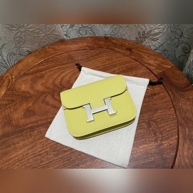 Hermès Constance Slim клатч с ремнем через плечо В настоящее врем