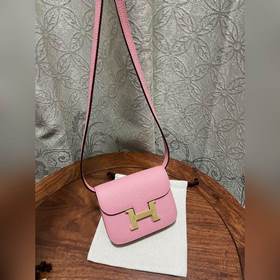 Hermès Constance Slim клатч с ремнем через плечо В настоящее врем