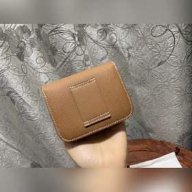 Hermès Constance Slim клатч с ремнем через плечо В настоящее врем