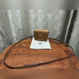 Hermès Constance Slim клатч с ремнем через плечо В настоящее врем