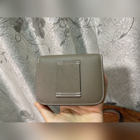 Hermès Constance Slim клатч с ремнем через плечо В настоящее врем