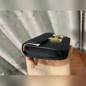 Hermès Constance Slim клатч с ремнем через плечо В настоящее врем