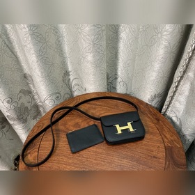 Hermès Constance Slim клатч с ремнем через плечо В настоящее врем
