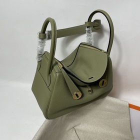 Hermès Импортная сумка из кожи TC цвет шалфей серебряными застеж