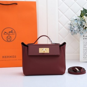 Hermès mini2424 сумка через плечо Сумка mini2424 имеет шесть спос