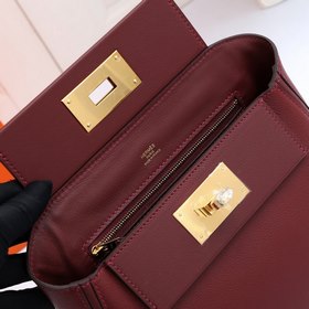 Hermès mini2424 сумка через плечо Сумка mini2424 имеет шесть спос