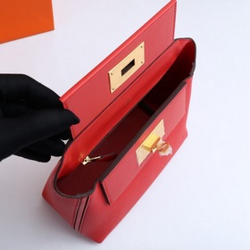 Hermès mini2424 сумка через плечо Сумка mini2424 имеет шесть спос