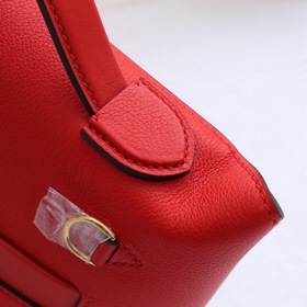 Hermès mini2424 сумка через плечо Сумка mini2424 имеет шесть спос