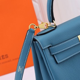 Сумка Hermes Kelly с одним плечевым ремнем, кожа цвета джинсового