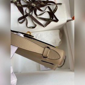 Hermes Mini Kelly Pouchette Сумка-клатч, серо-золотая застежка. ,