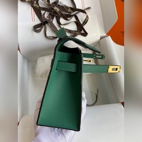 Hermes Mini Kelly Pouchette Сумка-клатч, зеленая с золотыми сереб