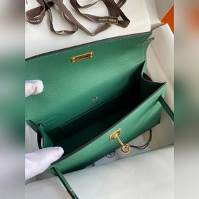 Hermes Mini Kelly Pouchette Сумка-клатч, зеленая с золотыми сереб