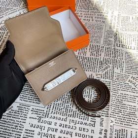 Hermès Rouli Slim сумка через плечо с застежкой виде свиного носа