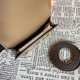 Hermès Rouli Slim сумка через плечо с застежкой виде свиного носа