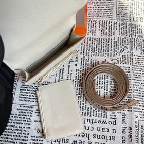 Hermès Rouli Slim «Свиной нос» Сумка через плечо, молочный коктей